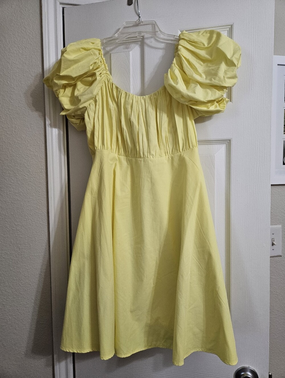 Abercrombie Butter Yellow Puff Sleeve Dress